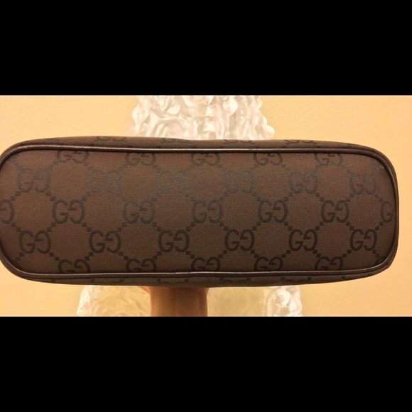 Gucci Authentic, LIKE NEW monogram handbag - Picture 4 of 15